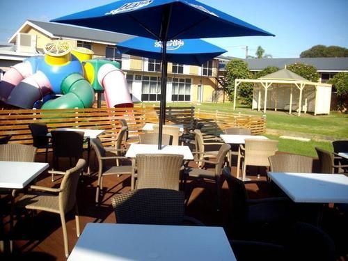 Christies Beach Hotel Clarendon Bagian luar foto