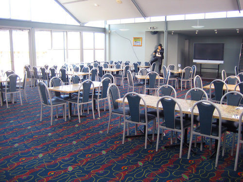 Christies Beach Hotel Clarendon Bagian luar foto